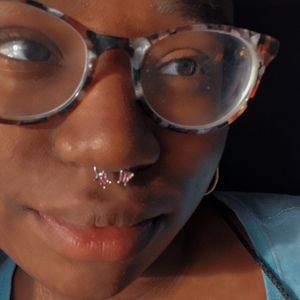 Meet your Posher, Mya